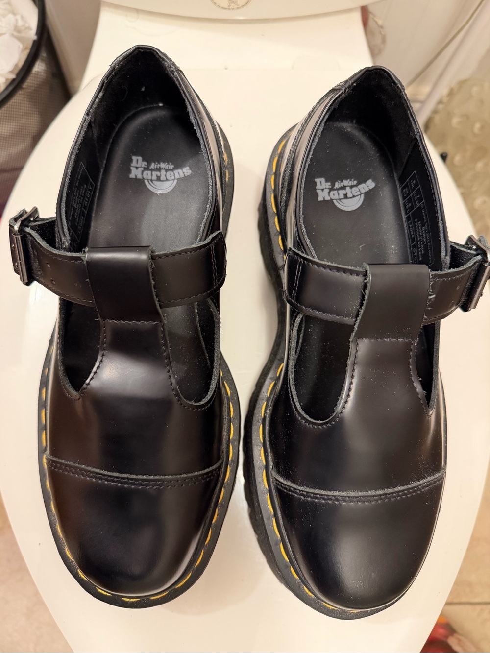 black ‘bethan’ doc martens